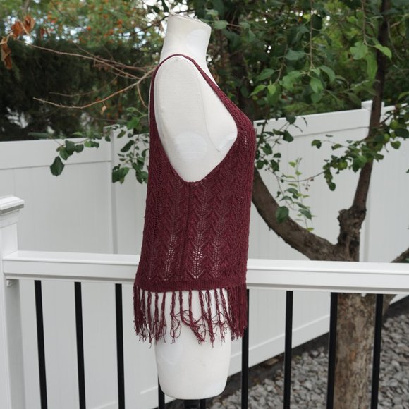 Burgundy Crop Fringed Boho-style Top - Picture 4 of 6